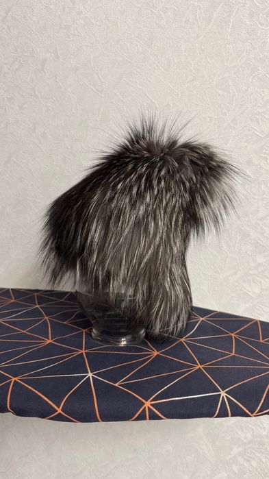 Шапка песец вязаная