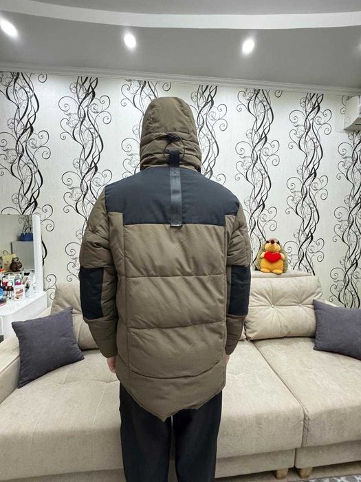 Продам куртку зимнюю на подростка