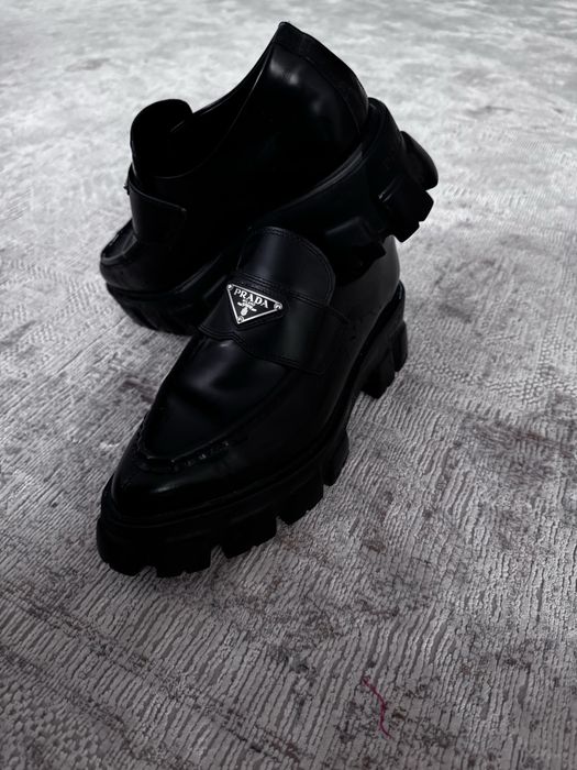 Продам женскую обувь