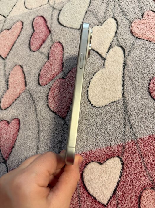 Vând iPhone 15 pro Max impecabil