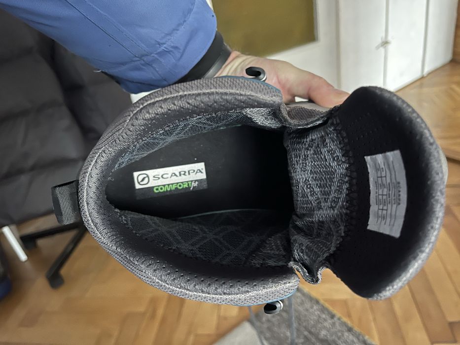 Vand sau schimb ghete vanatoare