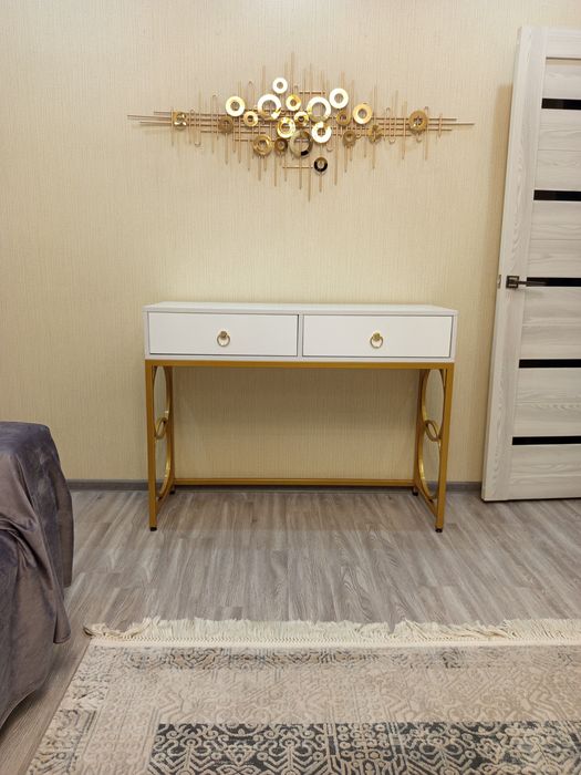 Мебел консол лофт тилла кумуш