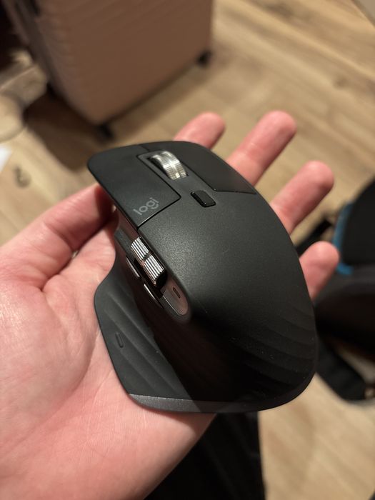 mouse Logitech MX Master 3 pentru Mac/Windows