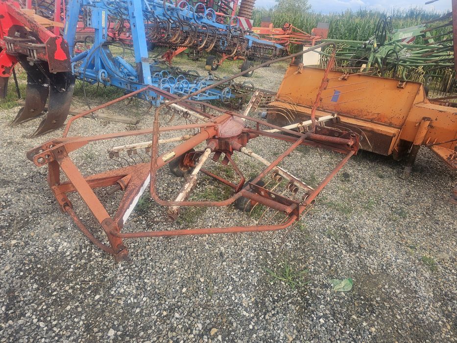 grebla kuhn gunoiera mig met plug disc remorca coasa presa