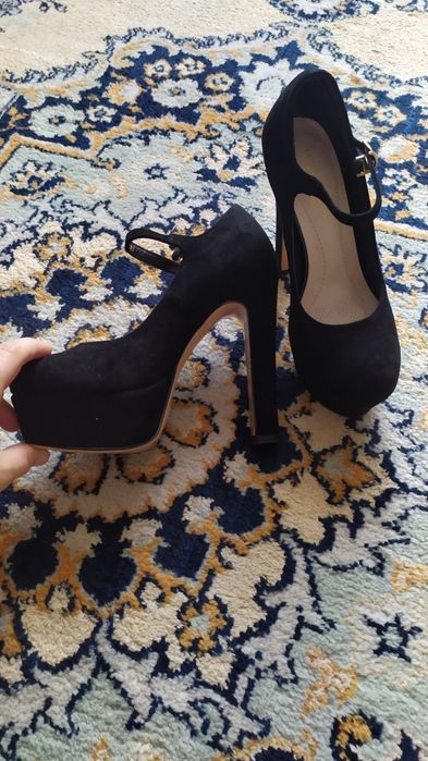 Обувь ,туфли женские