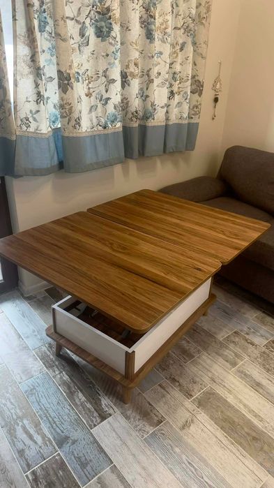 Комбинирана маса ,растегателна и повдигаща