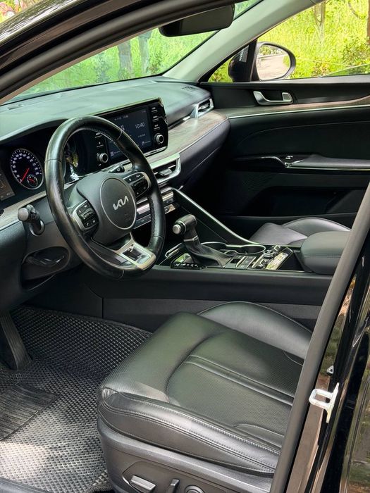 Продаётся автомобиль Kia K5
