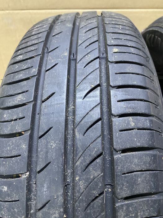Set 2 anvelope vara 185/60R15 Kumho EcoWing ES31 84H
