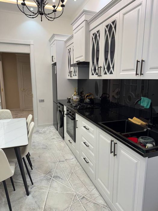 Продаётся 2х комнатная квартира на 2м этаже в 6ти этажном доме.