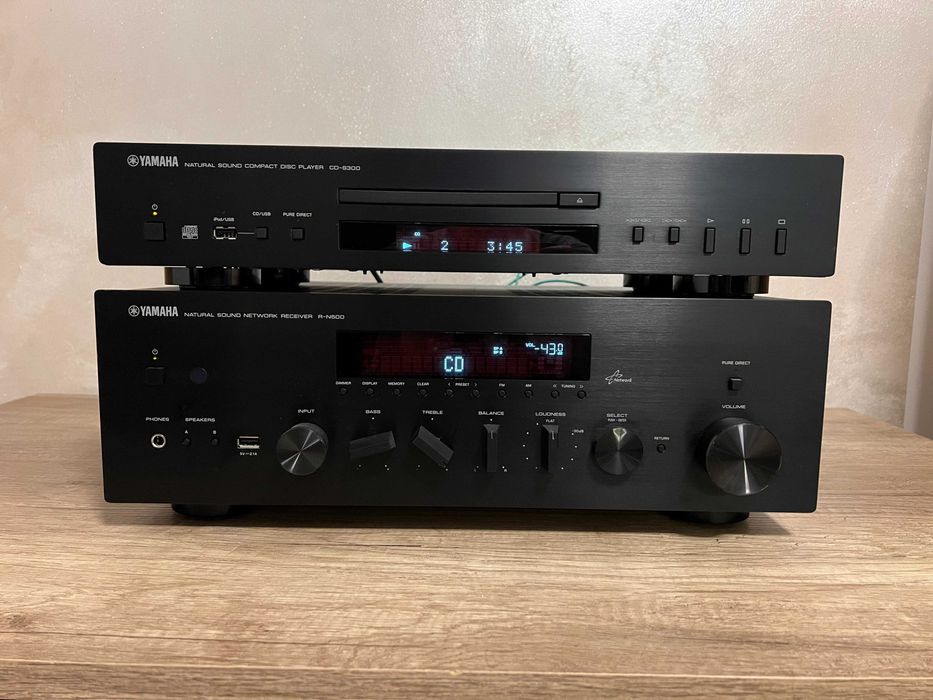 Yamaha R N500 reciver si Yamaha CD-S300 disc player