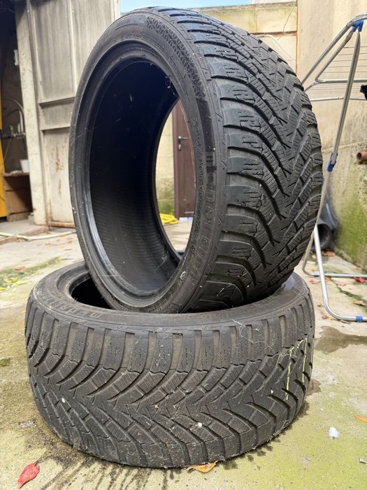 Зимни Гуми Перфектни 245/40/18