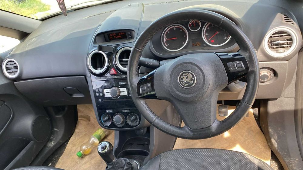 Fata completa / Piese / Dezmembrez Opel Corsa D 1.7CDTI