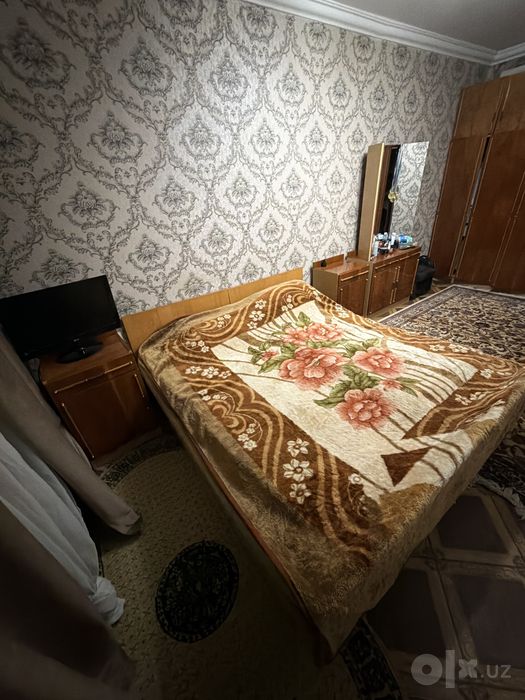Спальный гарнитур