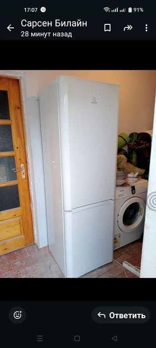 Продам холодильник Индезит отлично работает