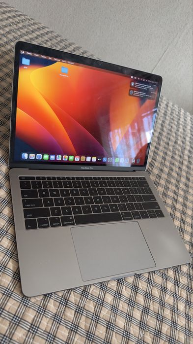 Продам Macbook Pro