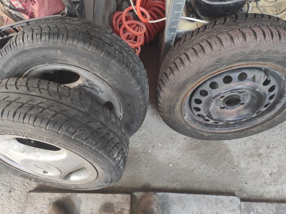 Гуми с джанти алуминиеви...