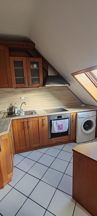 Дава се под наем Тристаен апартамент в София, Лозенец - 95 кв.м за 900 € - Снимка #1