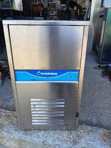 Професионален Ледогенератор Brema