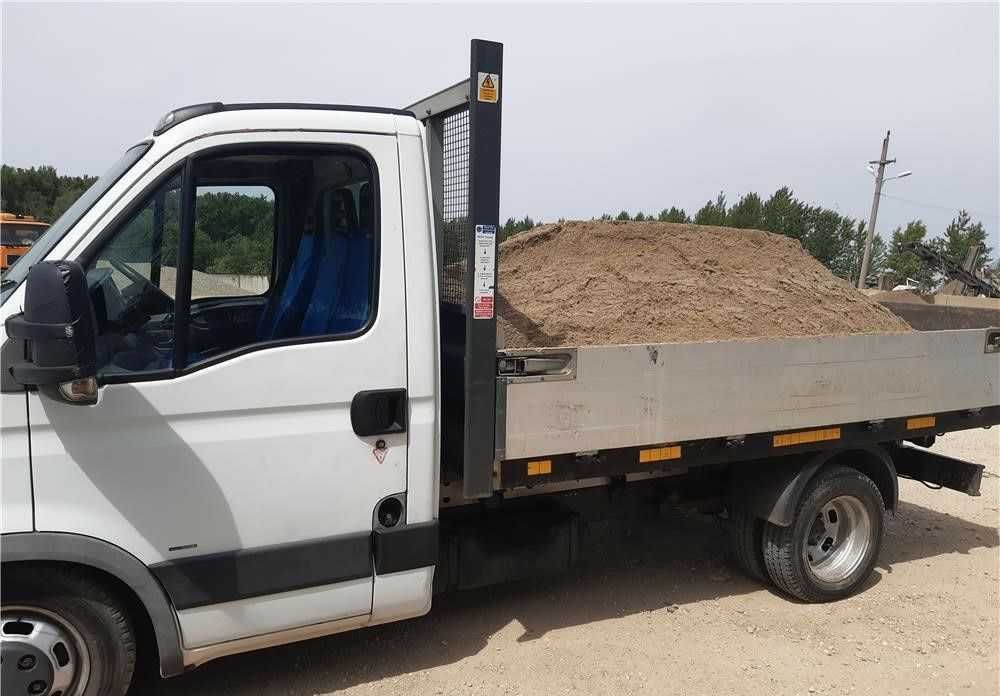 Nisip, balastru si amenajari cu miniexcavator
