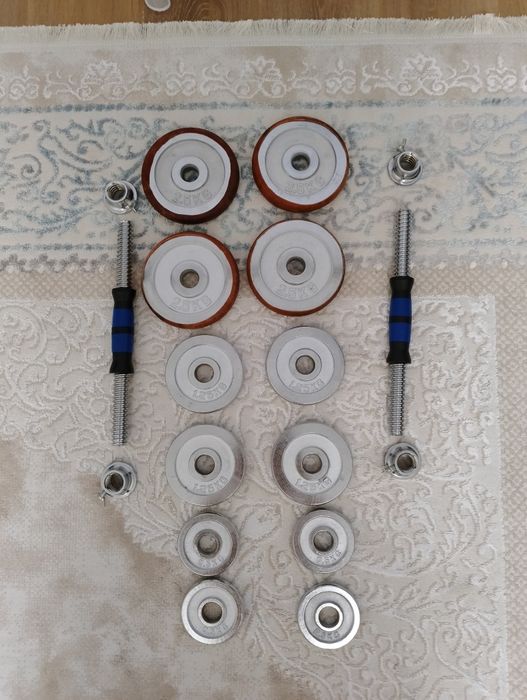 Продам набор гантелей