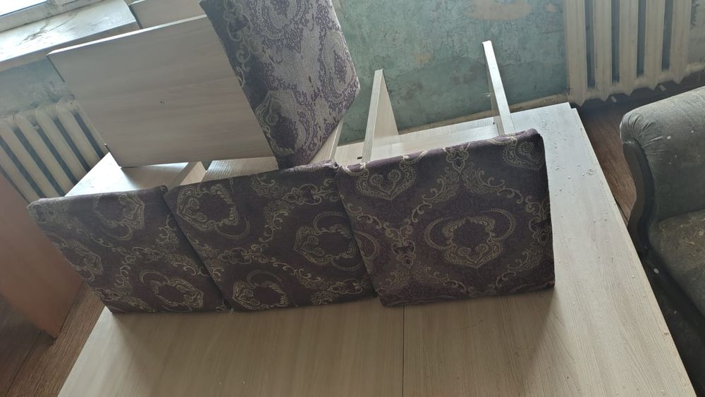 Продам табуретки новые