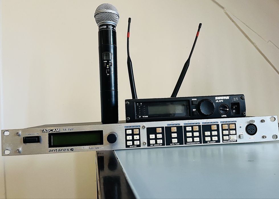 Shure ULXP +Tascam +preset studio!