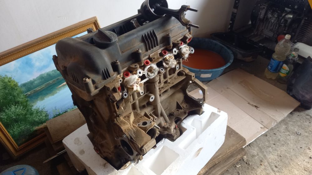 Продам двигатель б/у хендай акцент на запчасти