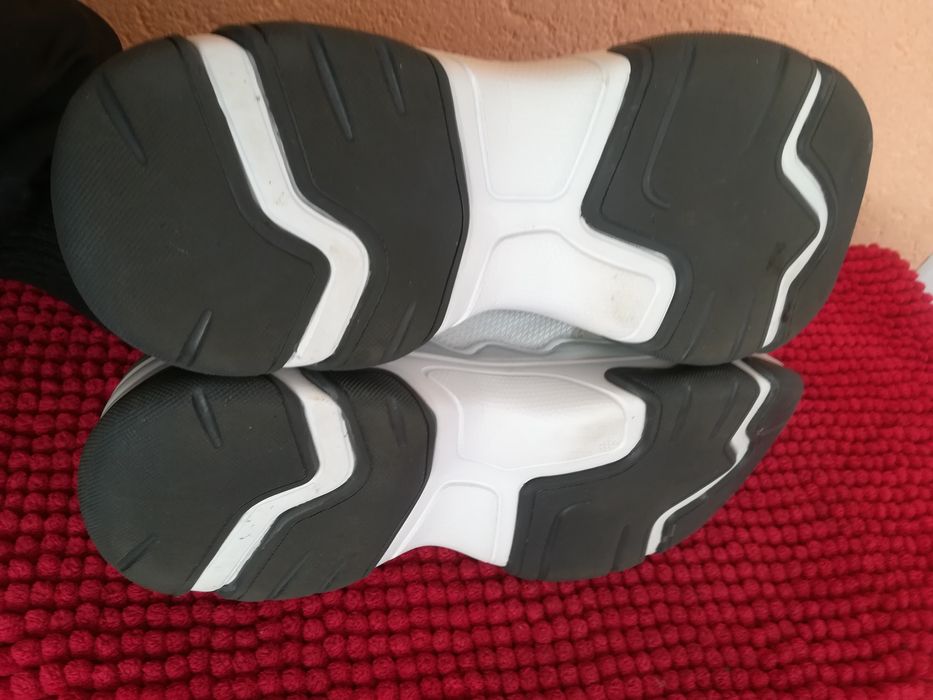 Adidași nr 40 dama Venice