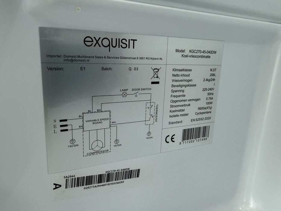 Нов!! Хладилник с фризер Exquisit KGC270 45 040DW