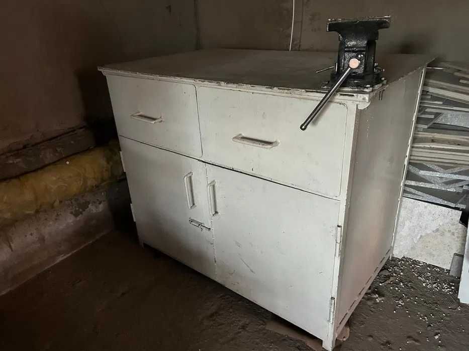 Верстак металлический