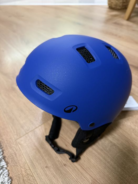 Детска каска за ски