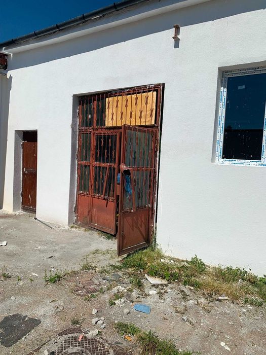 Hale Spatii industriale de închiriat – renovate exterior, amenajare interioară la cerere