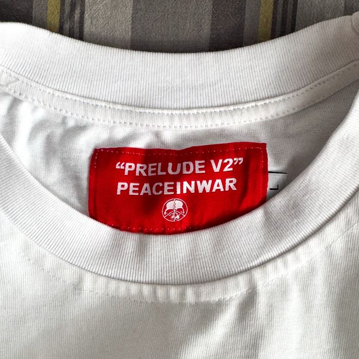футболка Peace In War