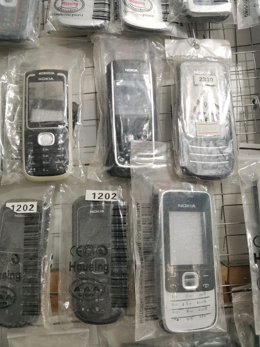 Телефон корпуслар сотилади