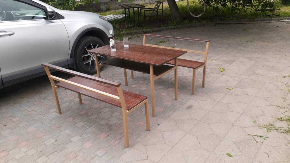 Столы с лавочками садовые