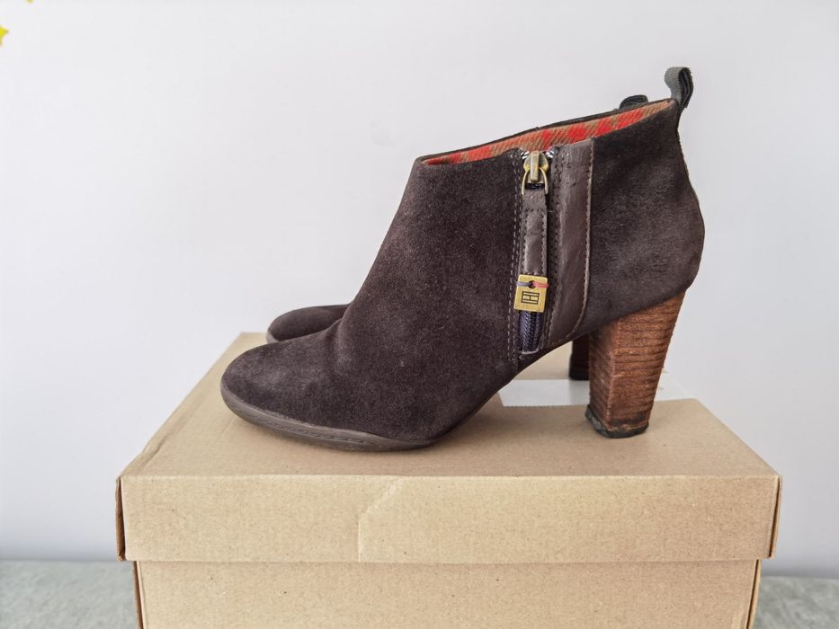Дамски боти Tommy Hilfiger EU 38