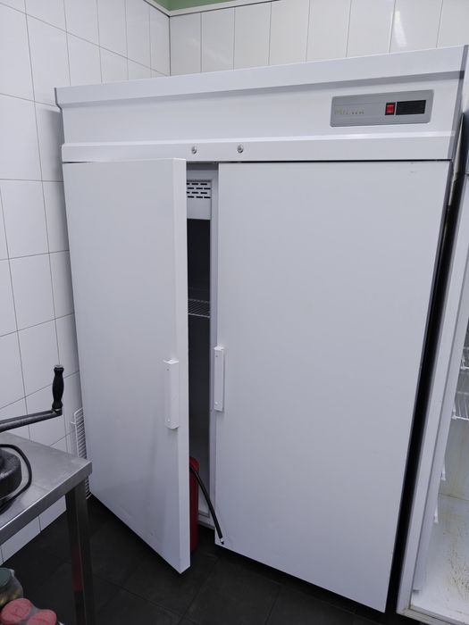 Продам морозильник в идеальном состояние