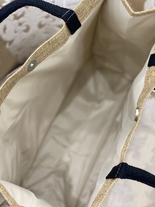 Плажна чанта.