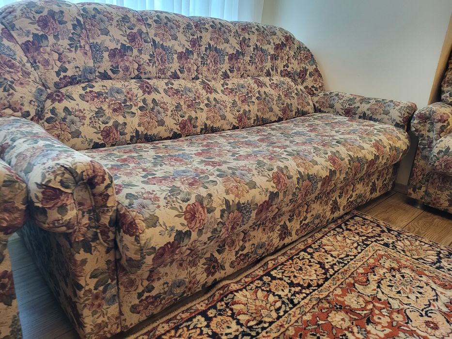 Холна гарнитура тройка, двойка дивани и две кресла