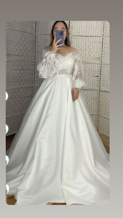 Свадебные платья 20.000