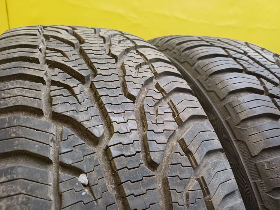 Шины 205/55 R16 Uniroyal пара.