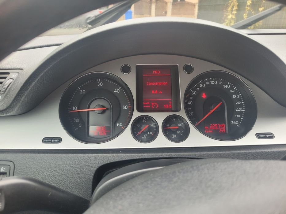 Vând Passat B6!!!
