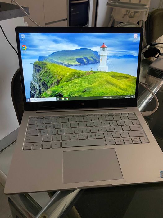 Laptop Xiaomi Mi Notebook Air 13.3 TM1613 i5 SSD 256GB 8GB RAM NVIDIA
