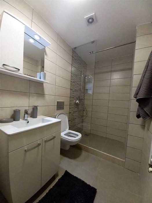 Дава се под наем Двустаен апартамент в Бургас, Славейков - 58 кв.м за 204 € - Снимка #3