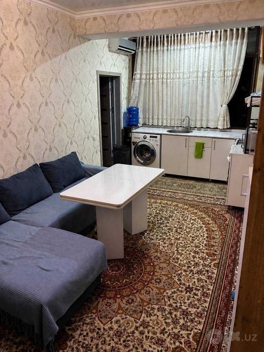 [AR]ПРодается Квартира сергели-Метро Строителей.