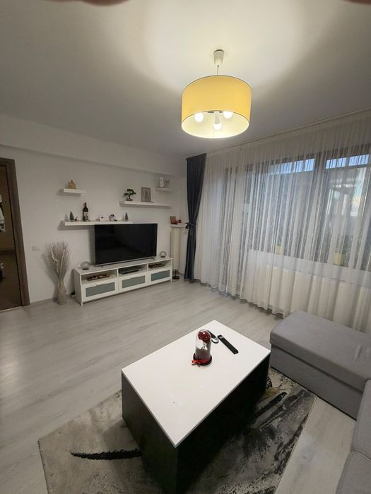 Închiriez apartament  2 camere  prima închiriere