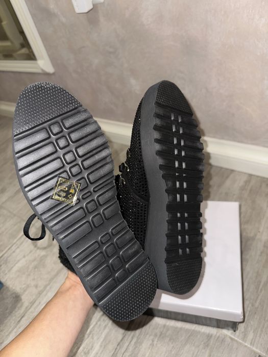 Нови боти с пух вътре 37 номер