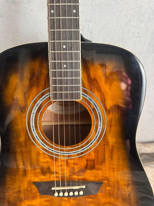 Гитара акустическая Washburn желтый
