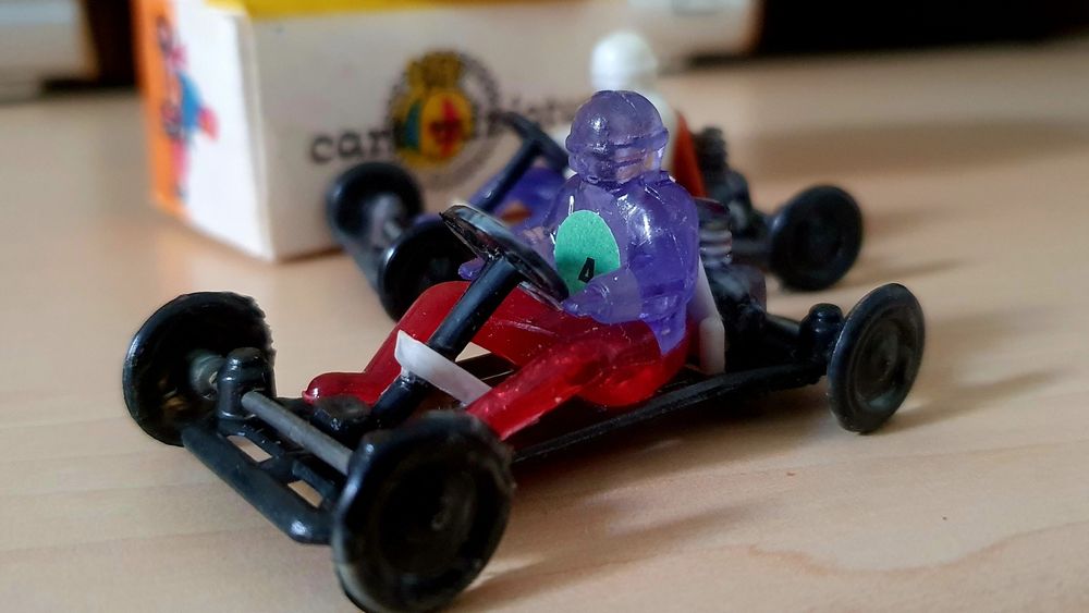 Cart miniatural jucărie vintage comunism
