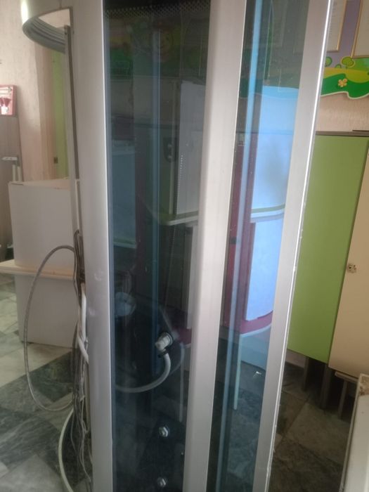 Продам срочно душевая кабина